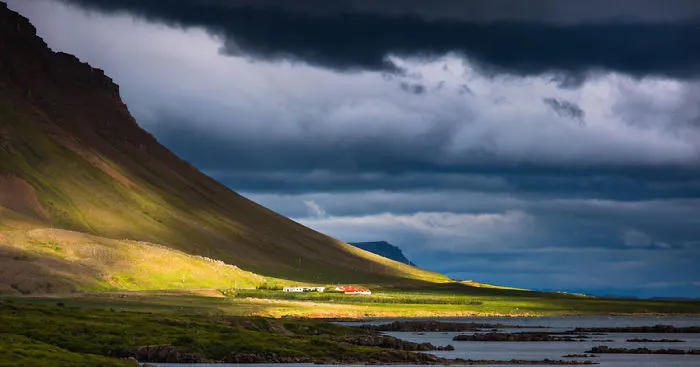 I Fell In Love With Iceland, But It's A Complicated Relationship