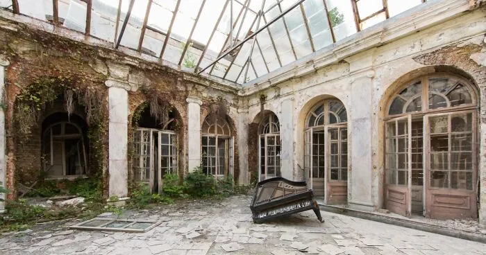 Photographer Travels Thousands Of Kilometers Looking For Abandoned Places In Europe