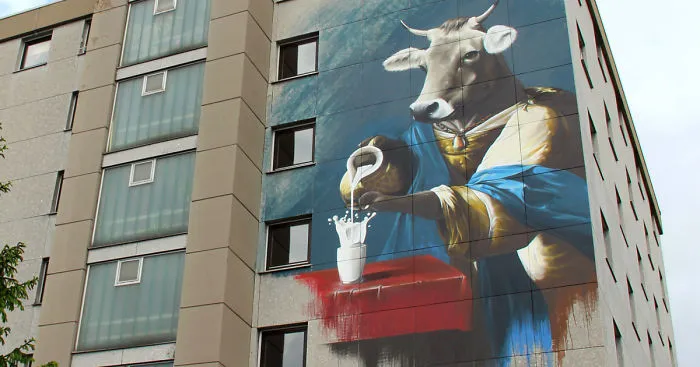 Cow Royal: My Mural Painted In Frankfurt