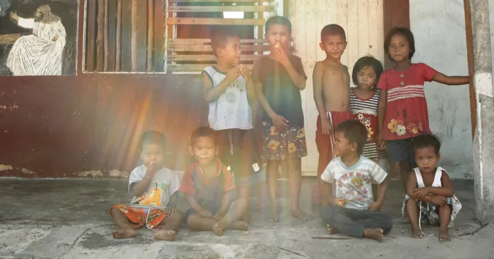 I Visited The Vanishing Moken People And Captured Their Daily Lives