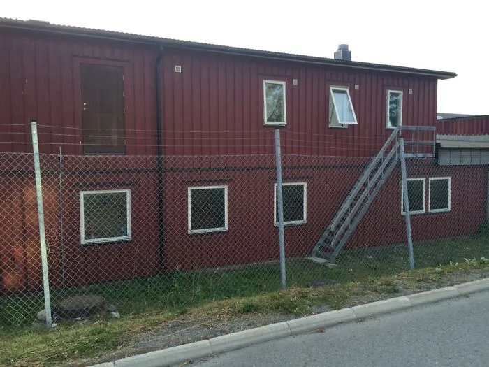 Did The Architect Confuse Left And Right?