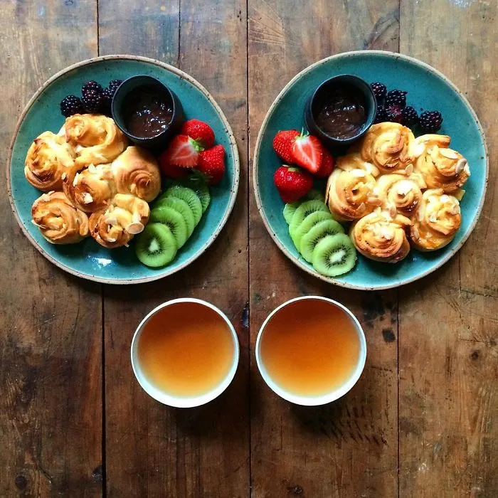 Loving Man Makes Symmetrical Breakfasts For His Boyfriend Every Morning