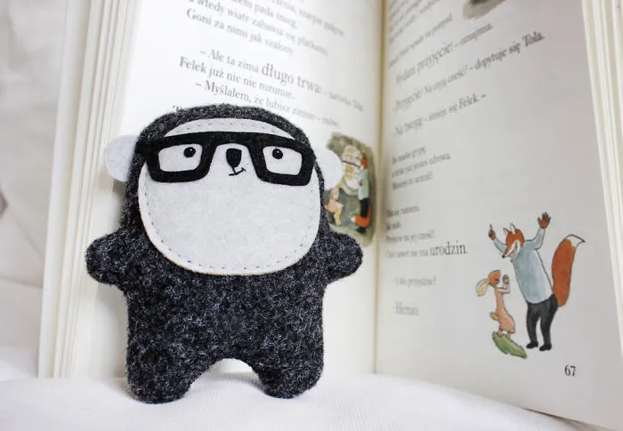 Bambak Bookworm