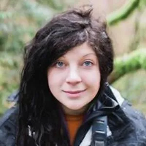 Leah Flores