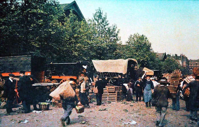 55 Rare Color Photos Of Paris Taken 100 Years Ago