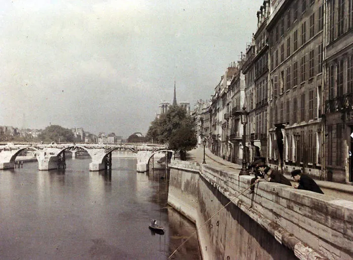 55 Rare Color Photos Of Paris Taken 100 Years Ago