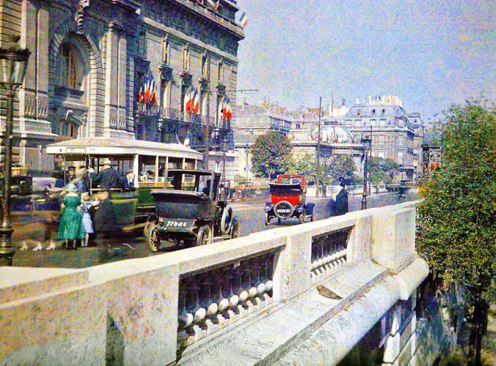 55 Rare Color Photos Of Paris Taken 100 Years Ago