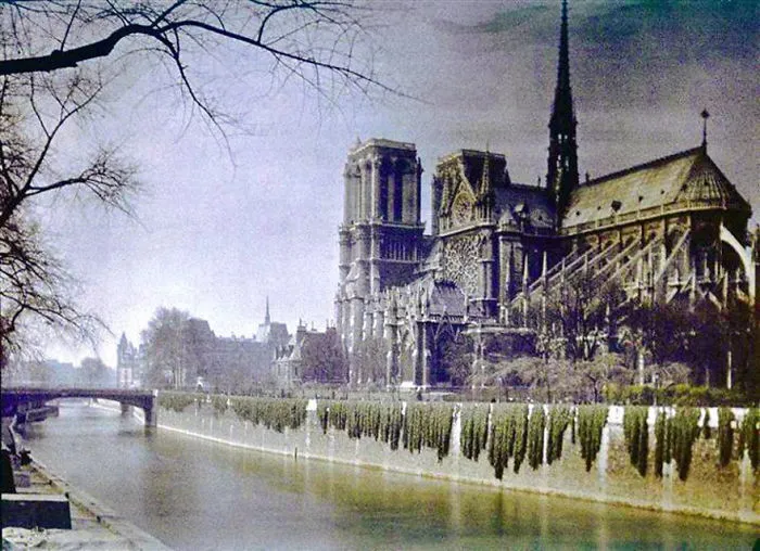 55 Rare Color Photos Of Paris Taken 100 Years Ago