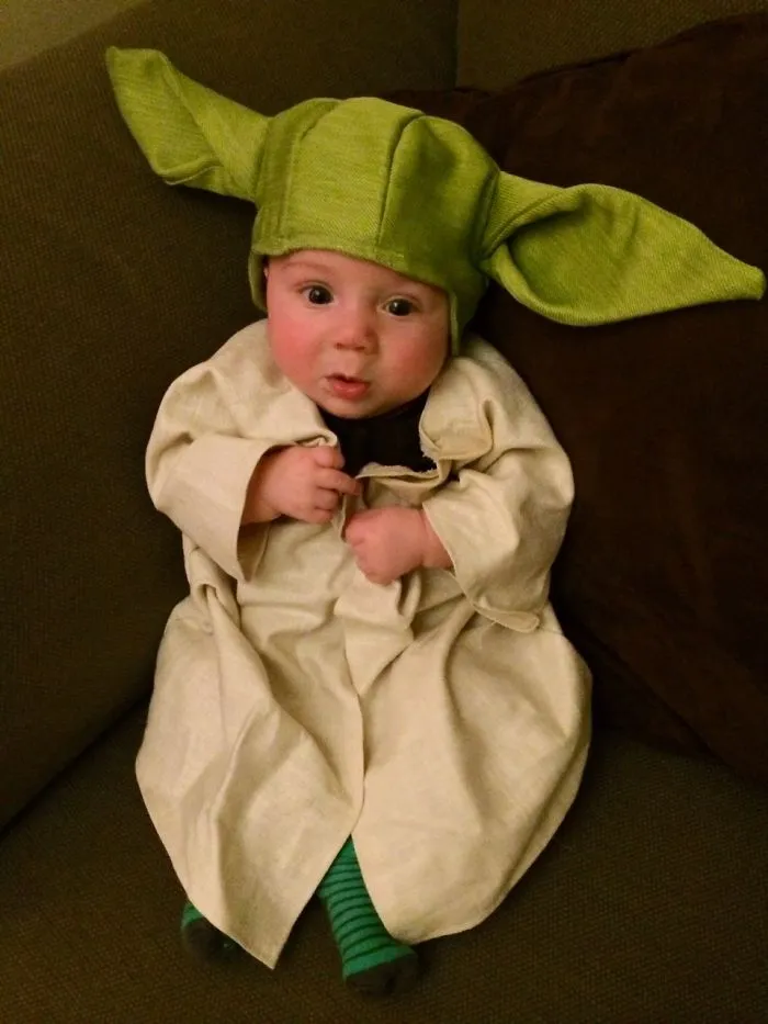 Mark Zuckerberg's Baby Dressed As Jedi Inspires People To Share Their Star Wars Babies