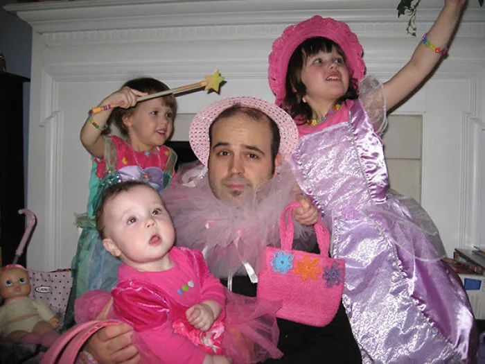 Surrounded By Daughters