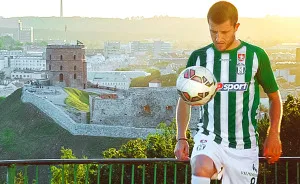 Football Players Use Their Skills To Show Off The Beauty Of Lithuania’s Capital
