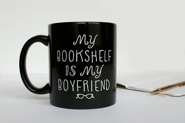 Book Lovers Mug