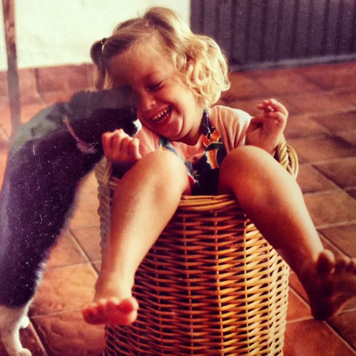 129 Heartwarming Photos Proving That Your Kids Need A Pet