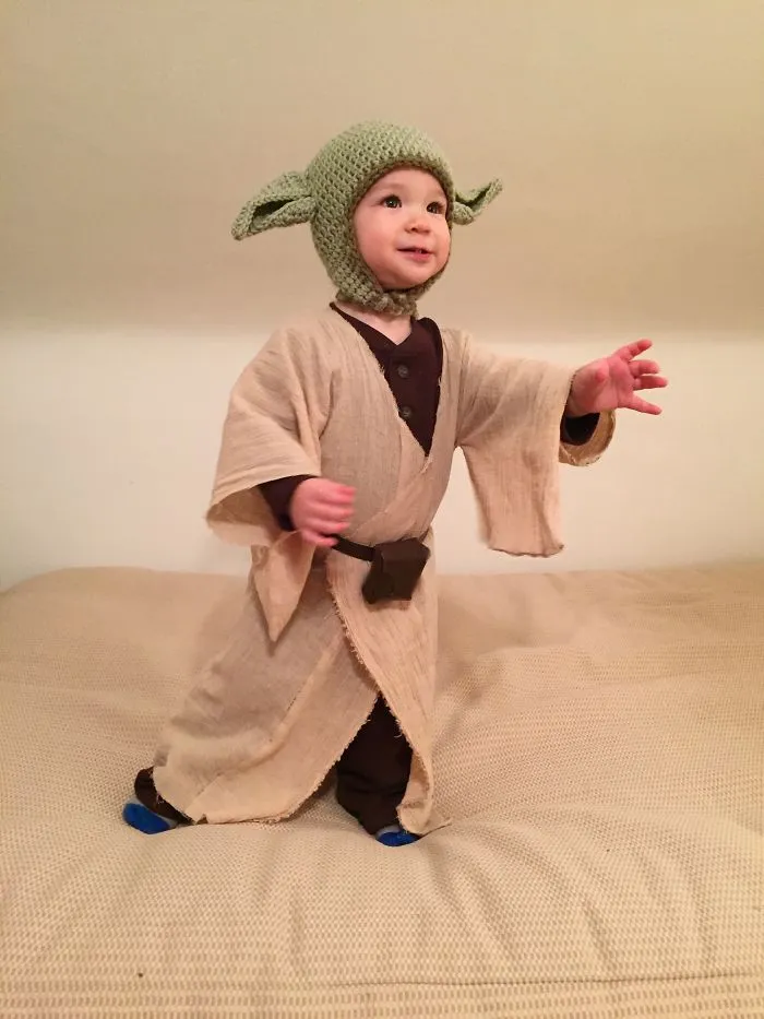 Mark Zuckerberg's Baby Dressed As Jedi Inspires People To Share Their Star Wars Babies