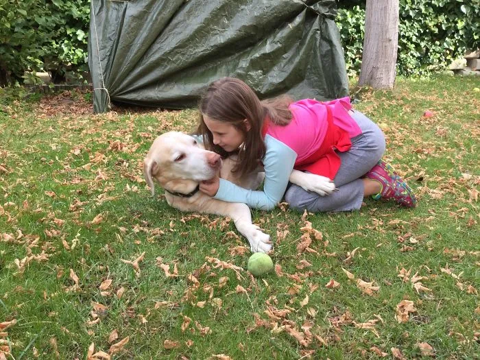 129 Heartwarming Photos Proving That Your Kids Need A Pet