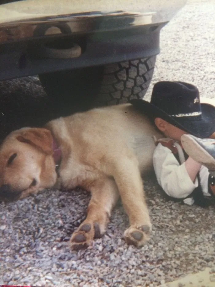 129 Heartwarming Photos Proving That Your Kids Need A Pet