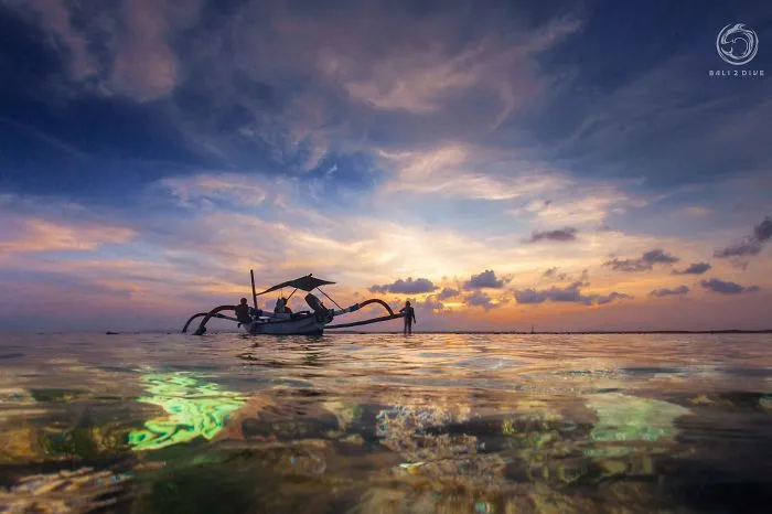 Long Walk To The Reef.