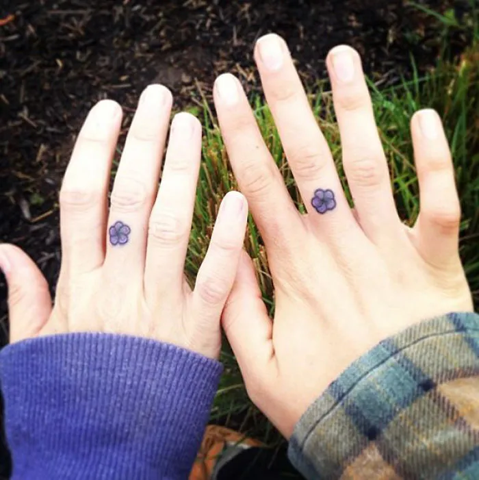 Matching Ink, Different Hands