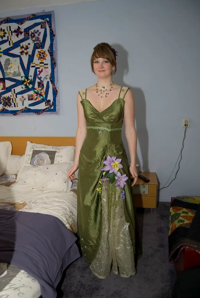 My Mother Sew My Wedding Dress And That Of My Sister And Sister-in-law