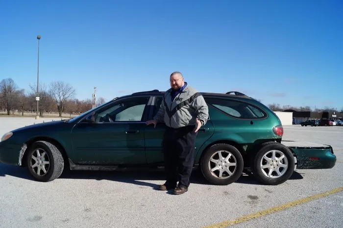 This 6 Wheeled Monster Has To Be The Weirdest Ford Taurus Ever Created