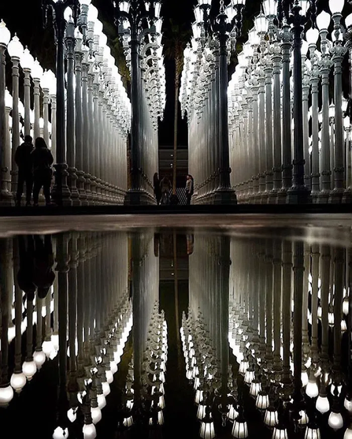 This Symmetry-Filled Instagram Will Satisfy Every Perfectionist’s Soul