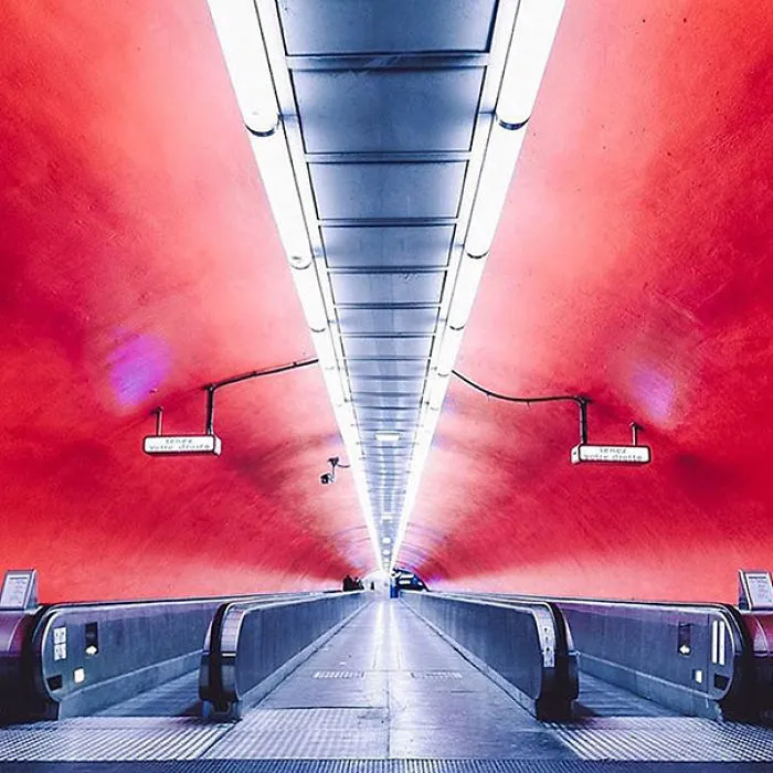 This Symmetry-Filled Instagram Will Satisfy Every Perfectionist’s Soul