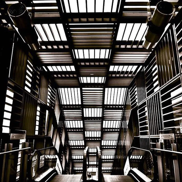 This Symmetry-Filled Instagram Will Satisfy Every Perfectionist’s Soul