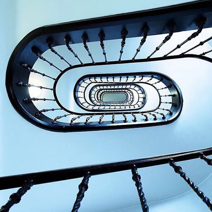 This Symmetry-Filled Instagram Will Satisfy Every Perfectionist’s Soul