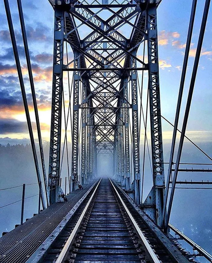 This Symmetry-Filled Instagram Will Satisfy Every Perfectionist’s Soul