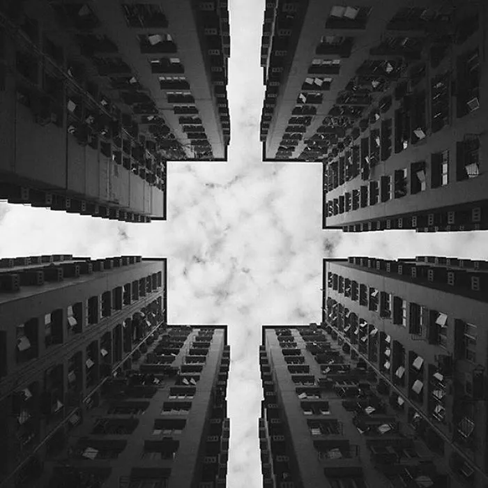 This Symmetry-Filled Instagram Will Satisfy Every Perfectionist’s Soul