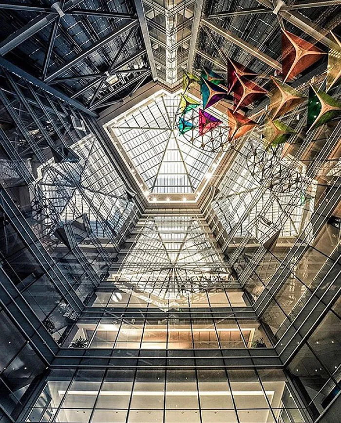 This Symmetry-Filled Instagram Will Satisfy Every Perfectionist’s Soul