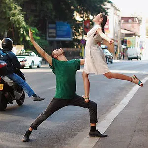 Dancing Bucharest