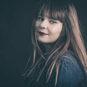 Andra Roman