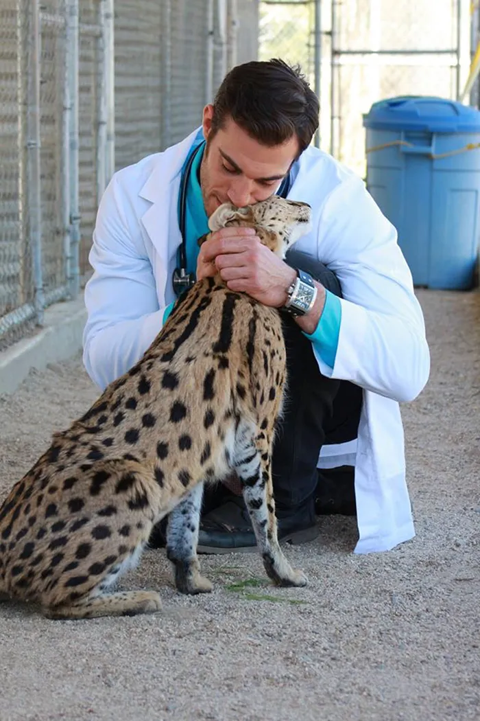 The Hottest Animal Doctor Ever That'll Make You Want To Get Your Pet Checked