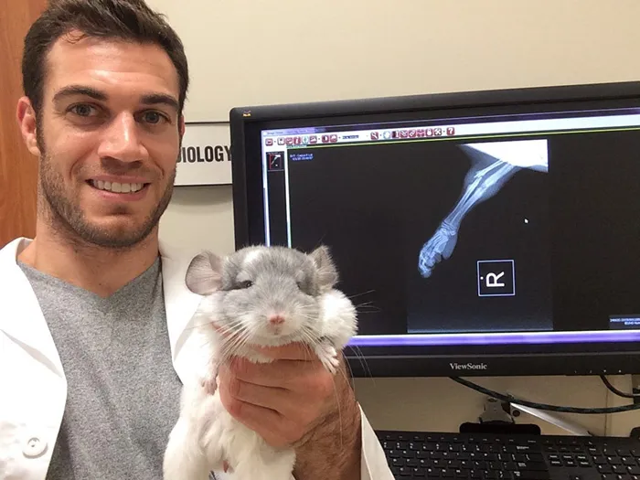The Hottest Animal Doctor Ever That'll Make You Want To Get Your Pet Checked