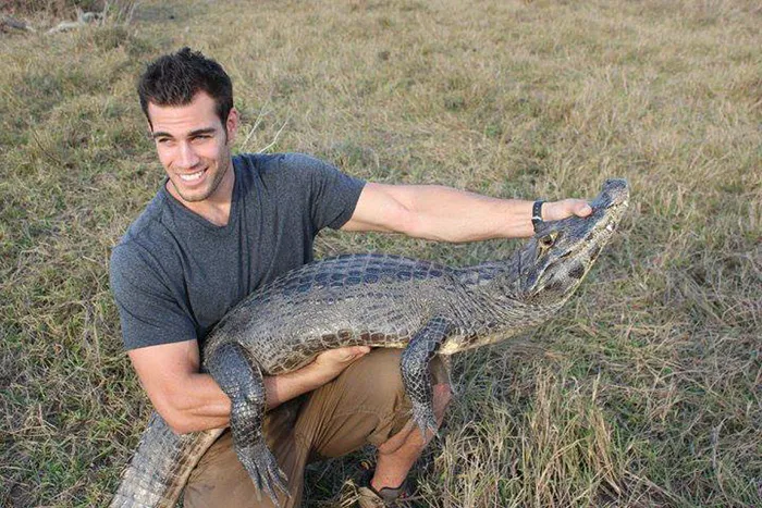 The Hottest Animal Doctor Ever That'll Make You Want To Get Your Pet Checked