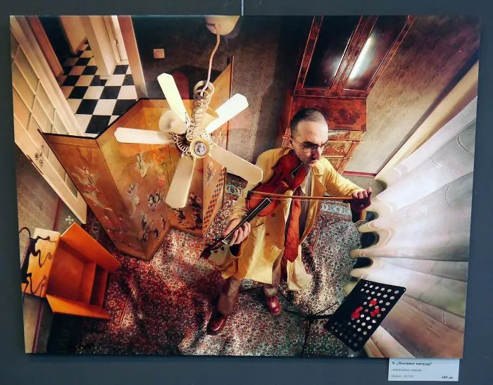 I Found This Stunning Mysterious Artist On The Web