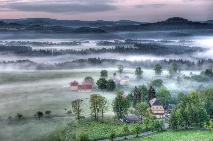 I Live In The Land Of Fog