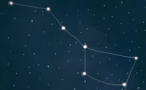I'm Obsessed With The Night Sky So I Illustrated Arctic Constellations