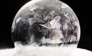 Soap Bubbles Freezing At -15 Celsius In Warsaw, Poland