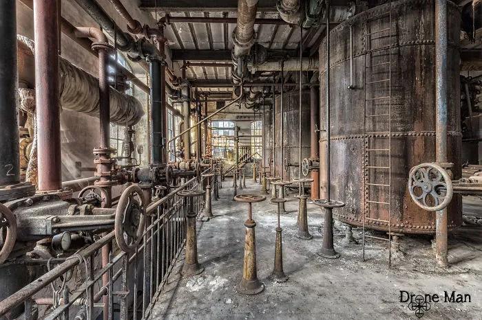Urban Experience: Usine S.