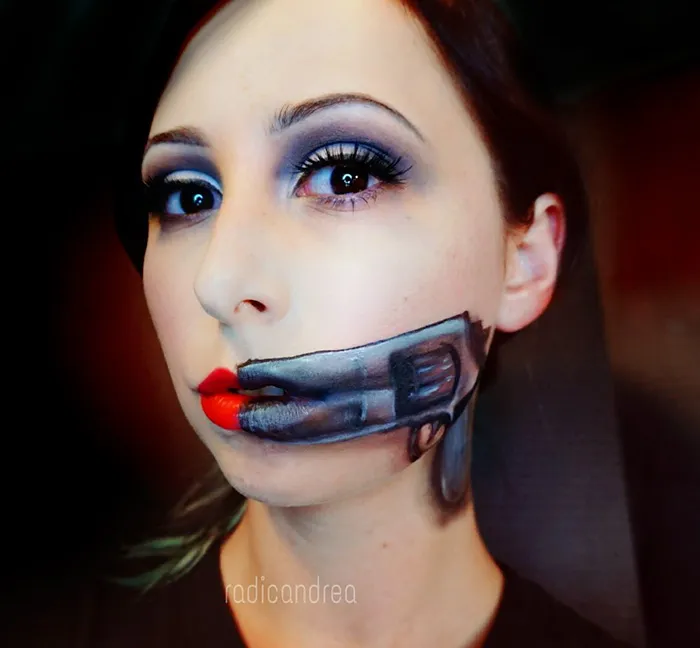 Makeup Artist Turns Herself Into Creepy Monsters That'll Give You Nightmares