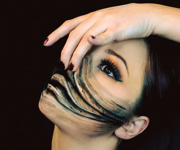 Makeup Artist Turns Herself Into Creepy Monsters That'll Give You Nightmares