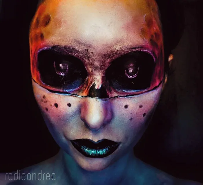 Makeup Artist Turns Herself Into Creepy Monsters That'll Give You Nightmares