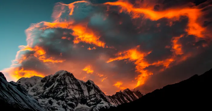 We Traveled To Nepal, The Land Of Perfect Sunsets