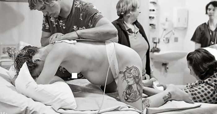 I Document The Raw Beauty Of Birth To Challenge People's Perceptions