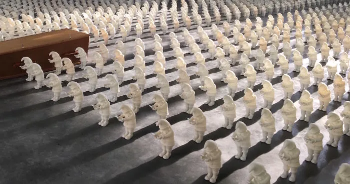 We Created An Art Installation Using 2000 Glow In The Dark Garden Gnomes