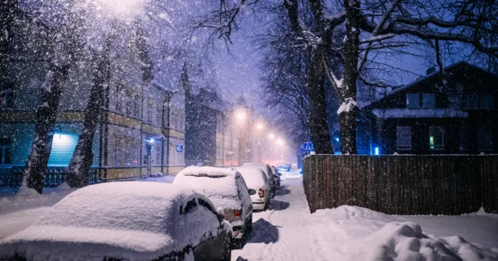 After Missing My Bus I Decided To Walk Home In A Blizzard And Photograph My City Tallinn