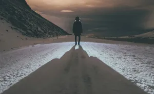 I Photographed Beautifully Gloomy Iceland During Winter