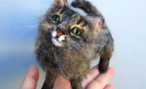 I Use Fluffy Wool And Sharp Needles To Create Tiny Animals